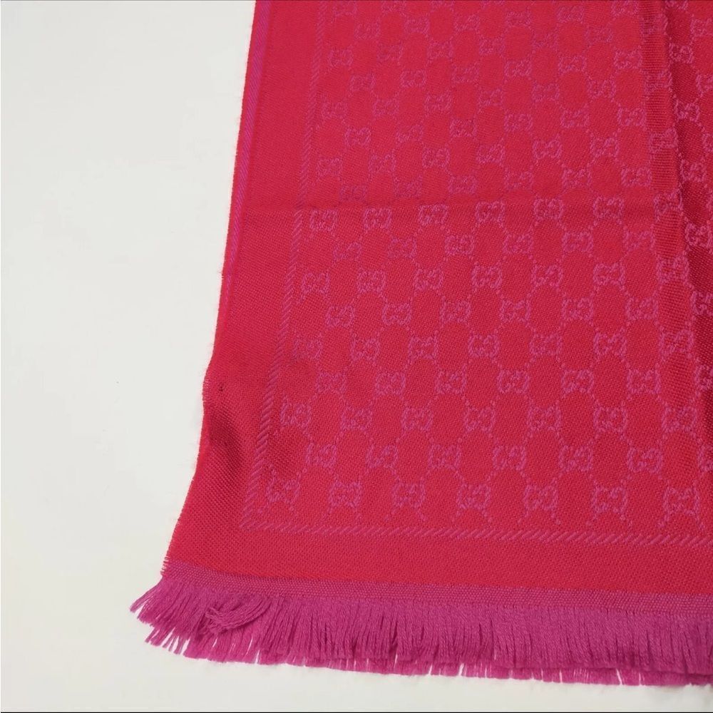 Gucci Red Fuchsia GG Monogram Wool Lame Jacquard Stenlux Scarf Stole Shawl Wrap - Picture 6 of 10